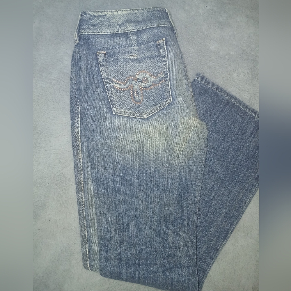 Women's Blue Jeans with Embellished Pocket